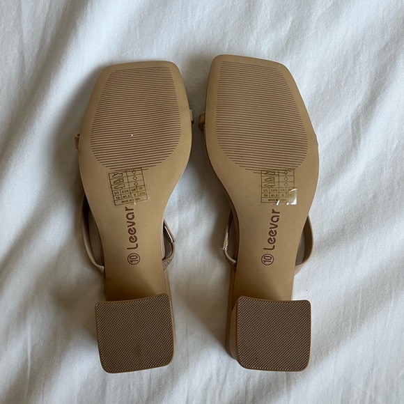 Square Toe Block Heels - Picture 4 of 4